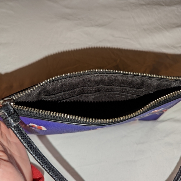 Coach Bramble Rose Wristlet - Picture 6 of 6